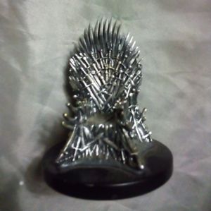 Dark Horse Game Of Thrones Iron Throne